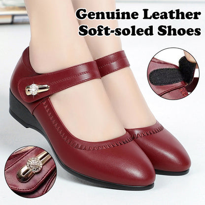 👡【35-41】Mehki usnjeni čevlji s klinasto peto in nedrsečim podplatom za mame