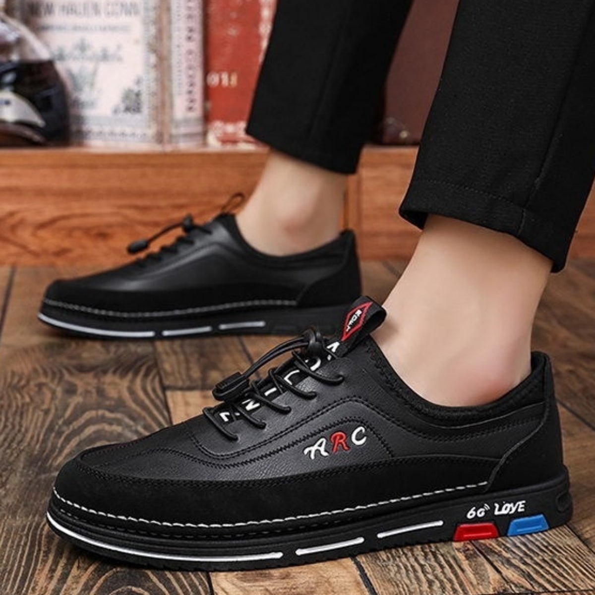 💯🔥🔥[39-48]Moški poslovni vodoodporni in na madeže odporni usnjeni poslovni čevlji z mehkim podplatom, udobni za nošenje.