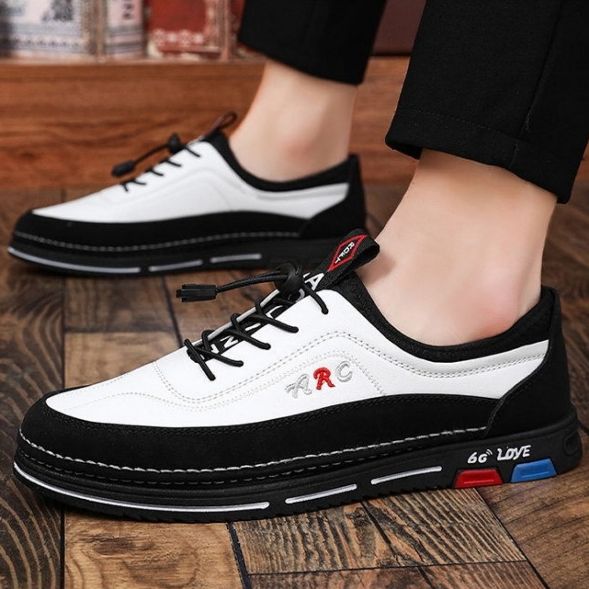 💯🔥 【39-48】Férfi alkalmi üzleti cipők vízálló és foltálló bőrből készülnek, puha talppal a kényelmes viselet érdekében.